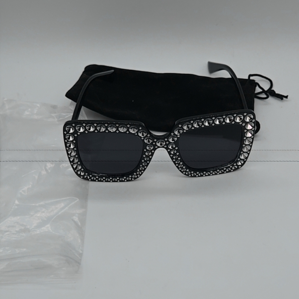 SU1 -Black Embellished Sunglasses